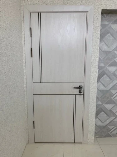 белая дверь межкомнатная ламинированная